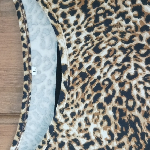 Mom and Daughter Matching Shirts Box 13 - Picture 2 of 4